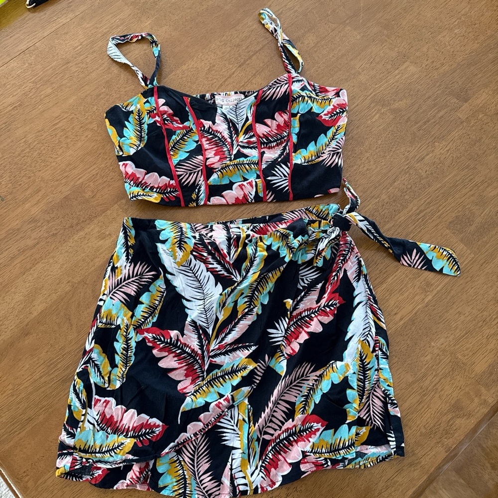 Tropical Leaf Print Two-Piece Set - Black Base with Multi-Color Leaves